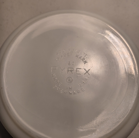 Pyrex Vintage Green Verde Square Flowers Casserole Bowl 472 1 1/2 Pint w/Lid - Picture 10 of 10